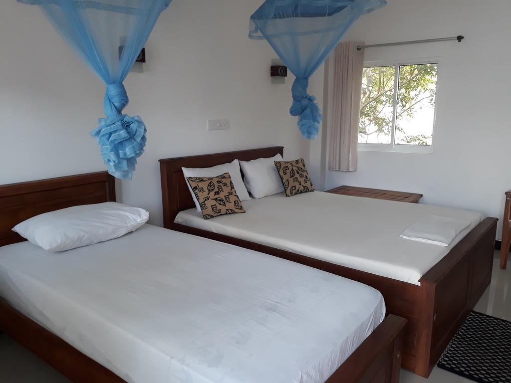 Anna Tourist Inn Negombo Dış mekan fotoğraf