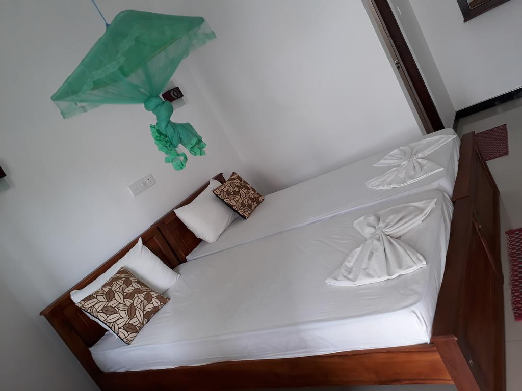 Anna Tourist Inn Negombo Dış mekan fotoğraf