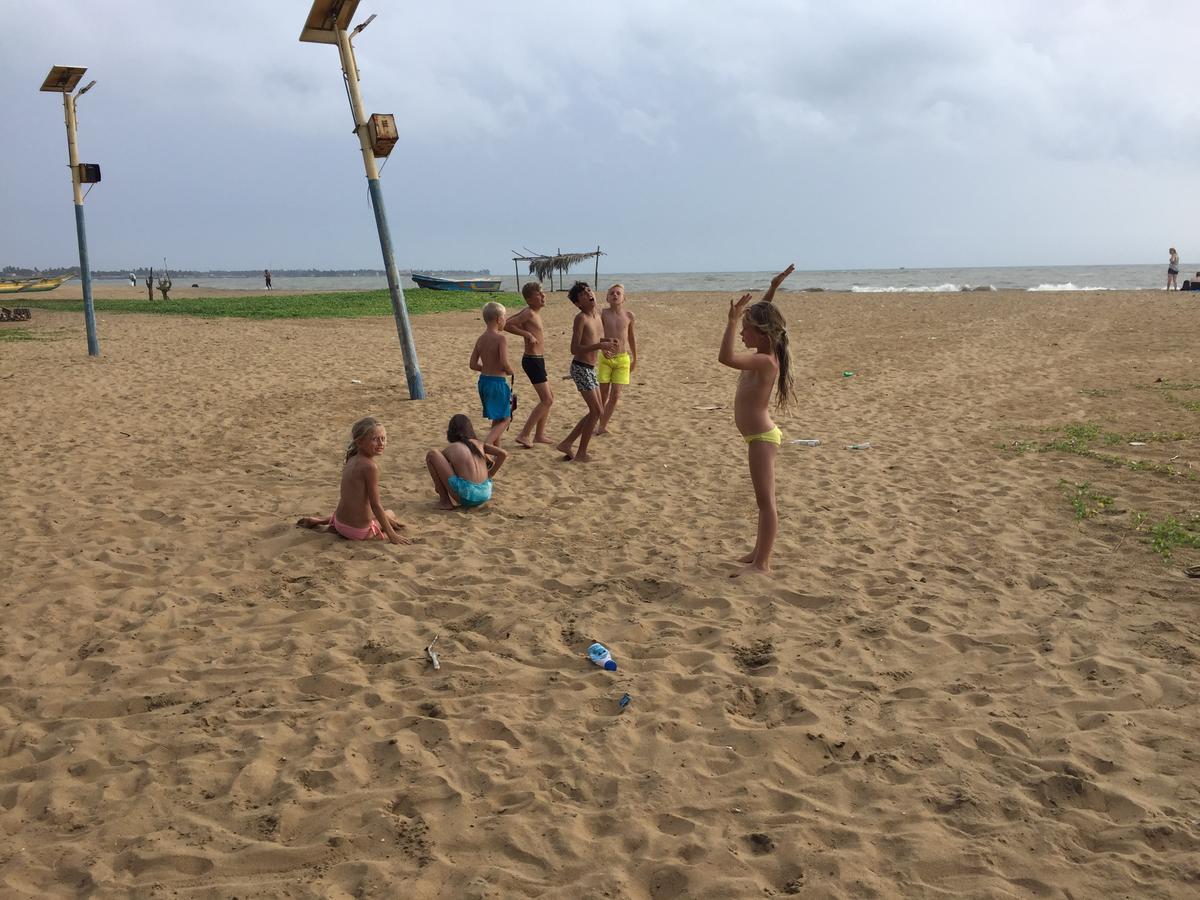 Anna Tourist Inn Negombo Dış mekan fotoğraf